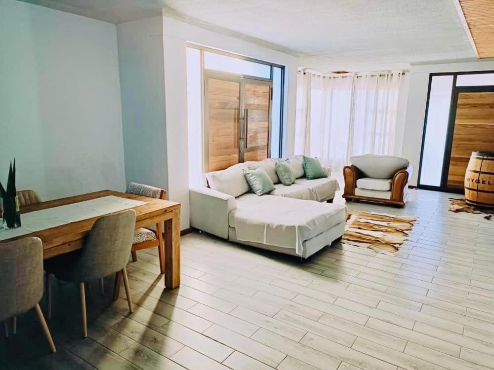 Northern Oasis Hotel Oshakati Eksteriør billede